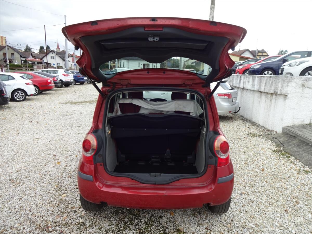 Renault Modus Kombi 1,1 l 55 kw