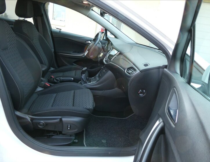 Opel Astra Hatchback 1,6 l 81 kw