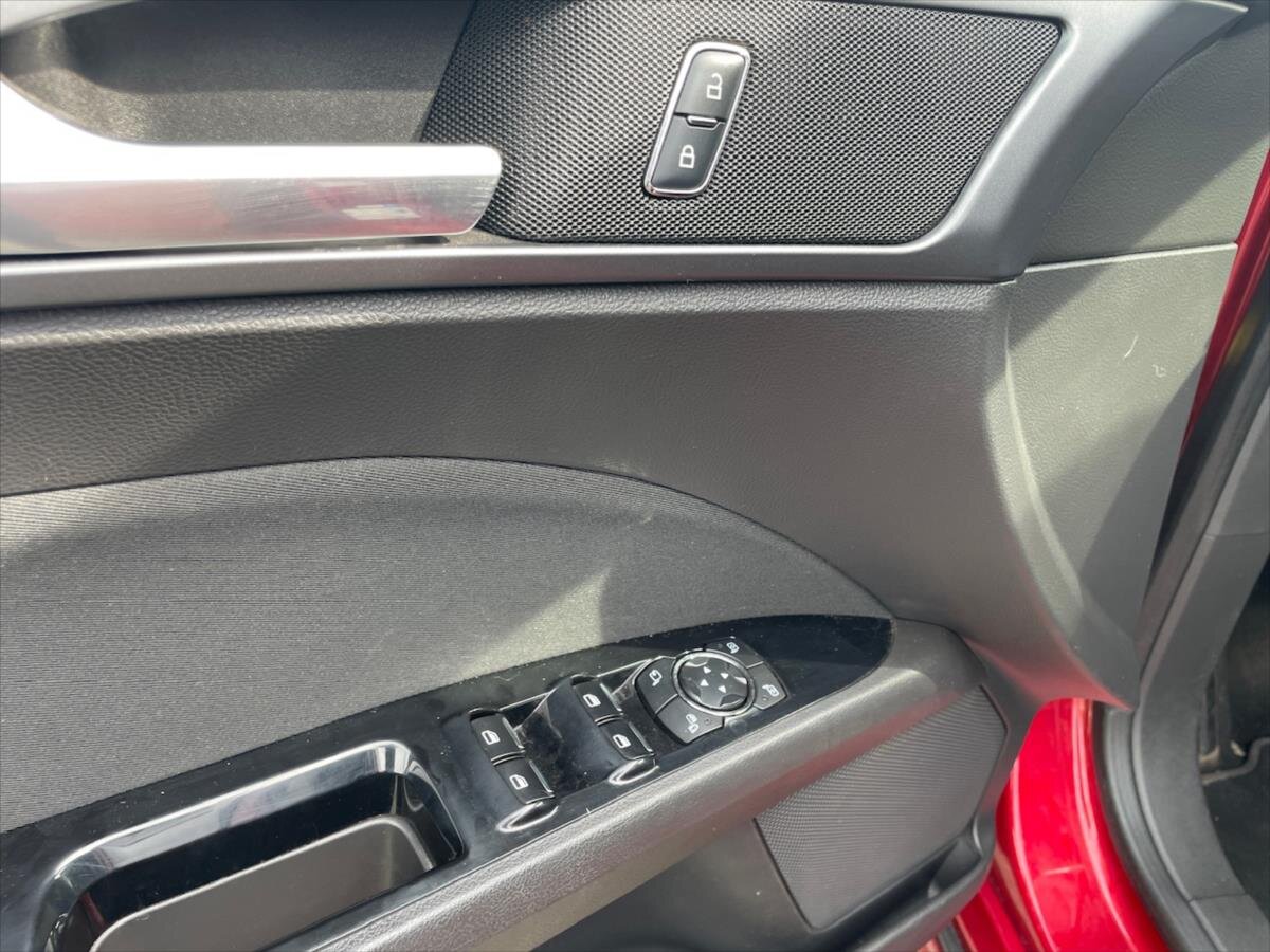 Ford Mondeo Hatchback 1,5 l 118 kw