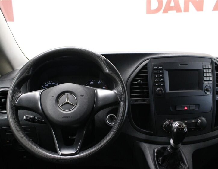 Mercedes-Benz Vito 23