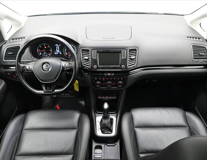 Volkswagen Sharan MPV 2,0 l 110 kw