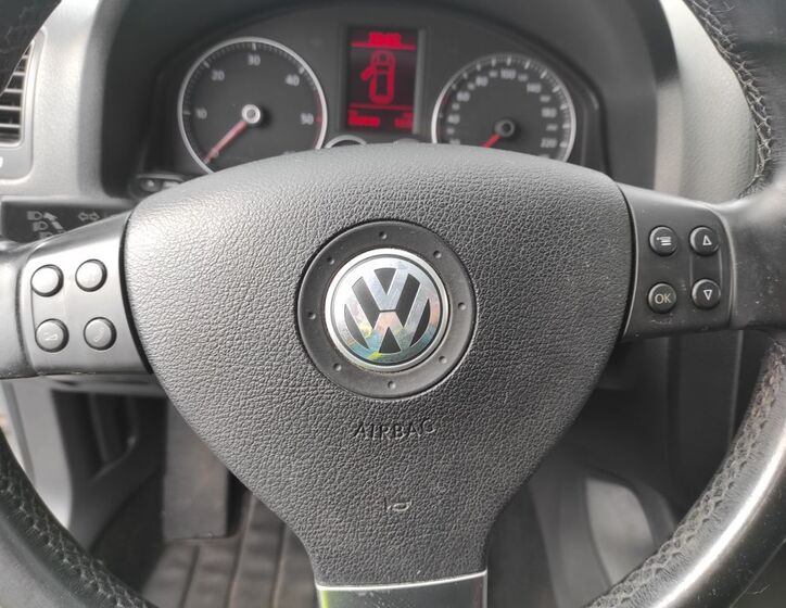 Volkswagen Golf 14