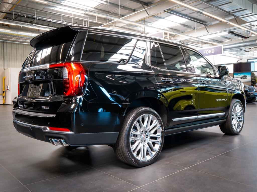 GMC Yukon SUV 6,2 l 313 kw