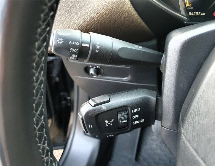 DS Automobiles DS3 Crossback SUV 1,5 l 75 kw