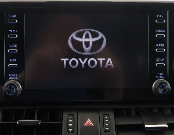 Toyota RAV4 SUV 2,5 l 131 kw