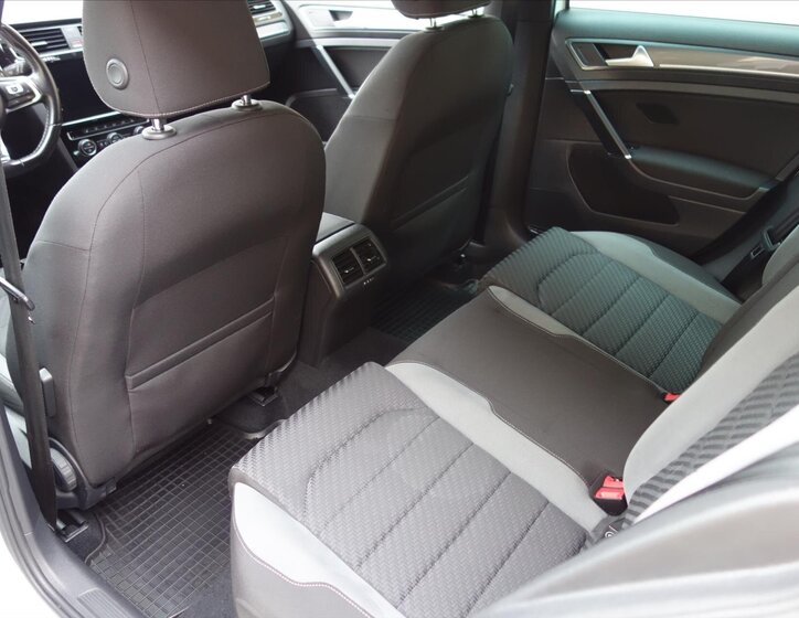 Volkswagen Golf Hatchback 2,0 l 110 kw