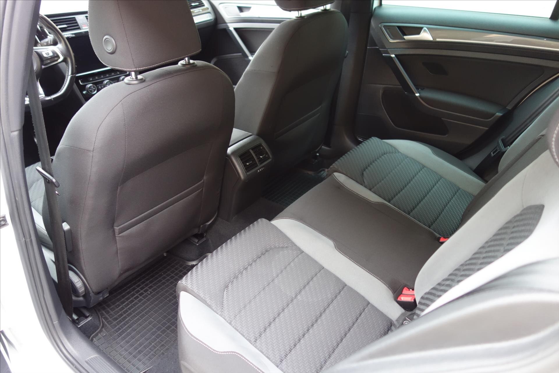 Volkswagen Golf Hatchback 2,0 l 110 kw