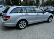 Mercedes-Benz Třídy C Kombi 2,1 l 100 kw