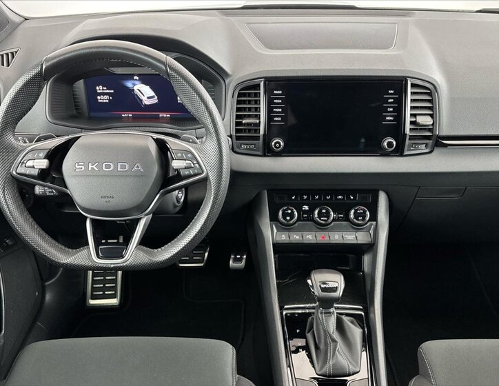 Škoda Karoq SUV / Terénní 1,5 l 110 kw
