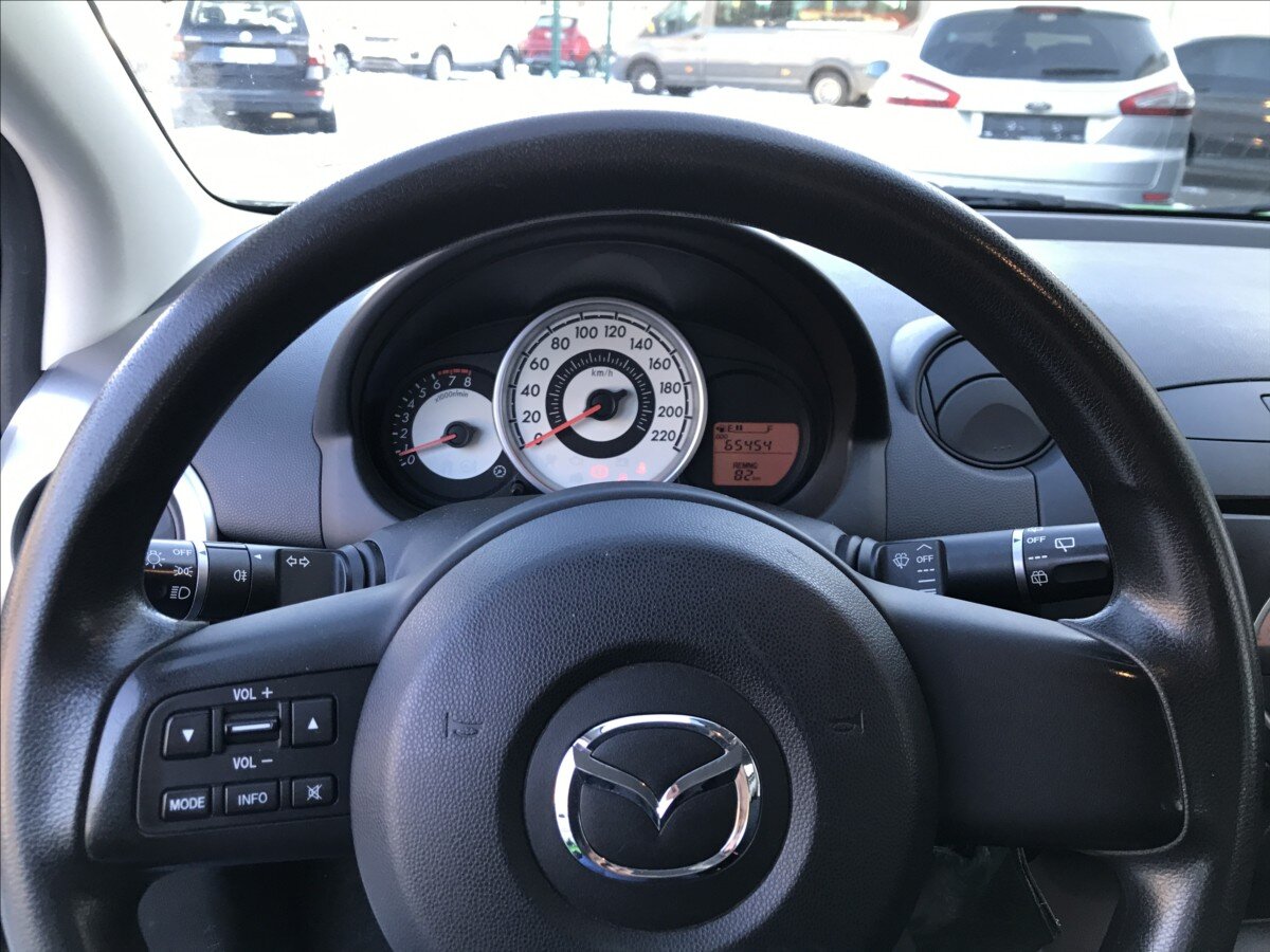Mazda 2 Hatchback 1,3 l 55 kw