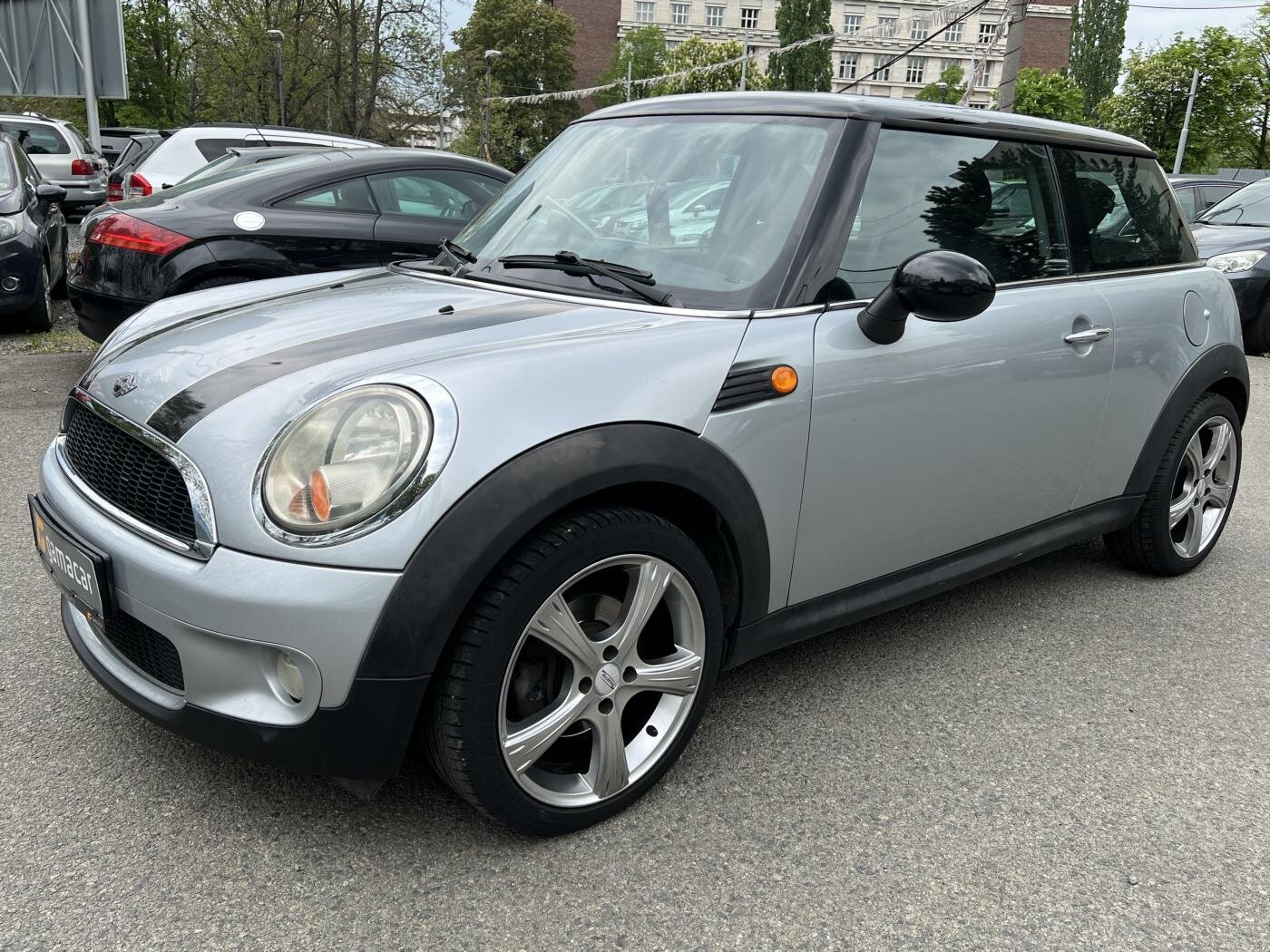 Mini Cooper Hatchback 1,6 l 88 kw