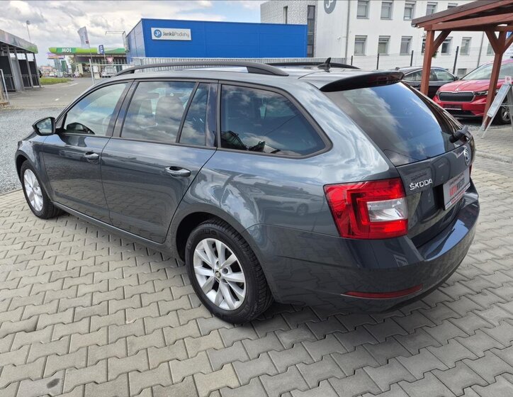 Škoda Octavia Kombi 1,5 l 110 kw