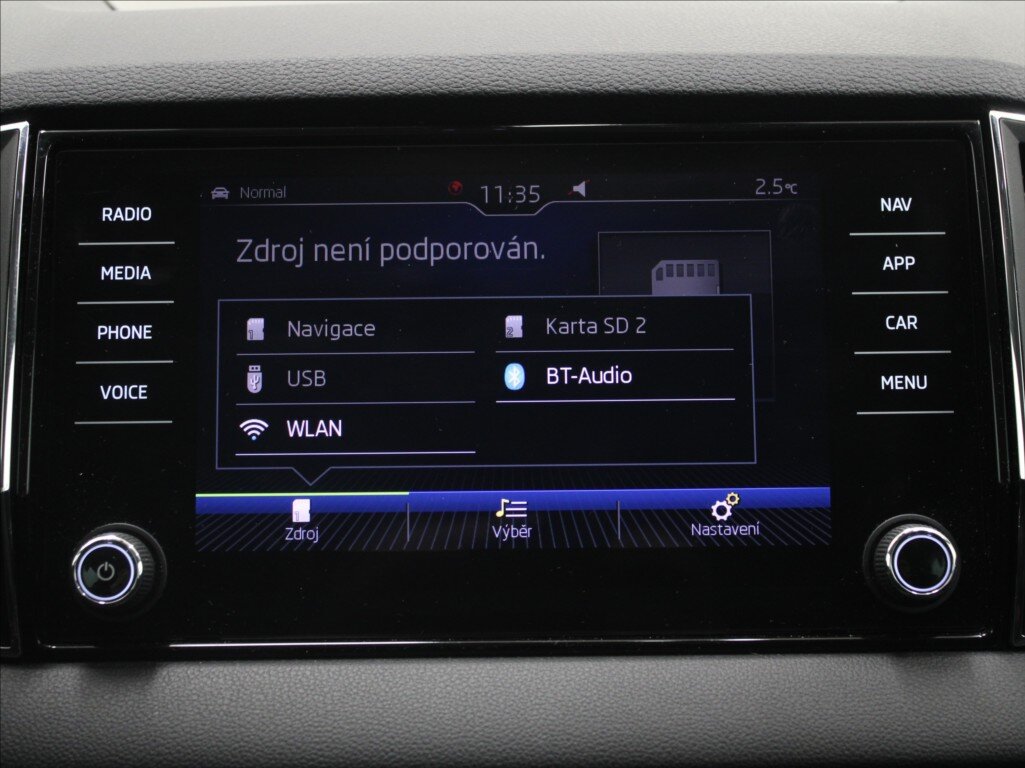 Škoda Karoq SUV 1,5 l 110 kw