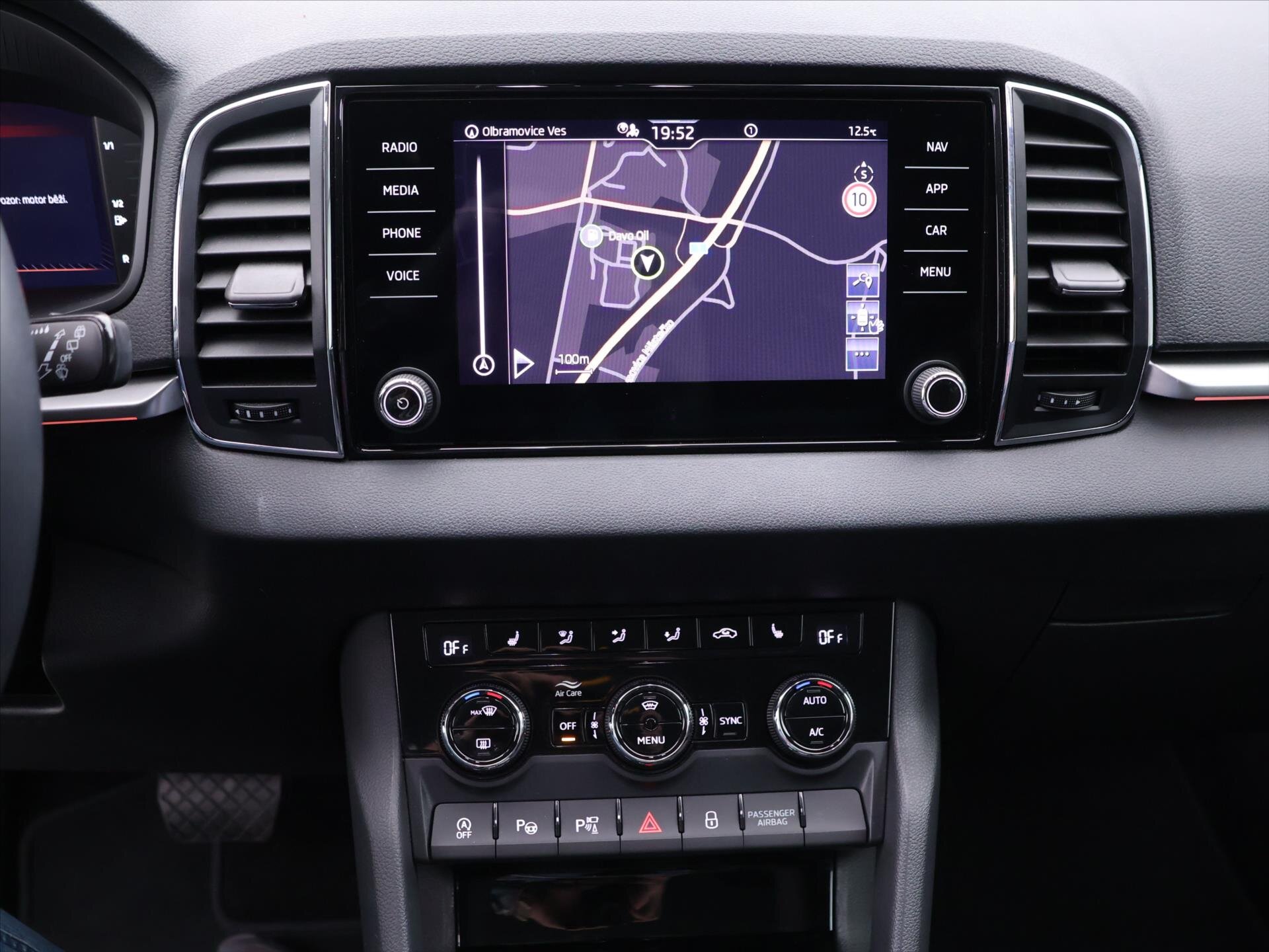 Škoda Karoq SUV / Terénní 2,0 l 110 kw