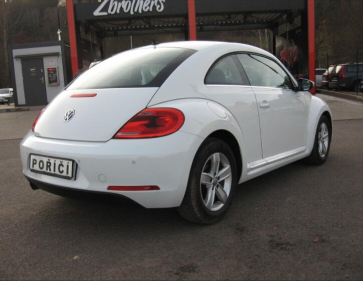 Volkswagen Beetle Hatchback 1,2 l 77 kw