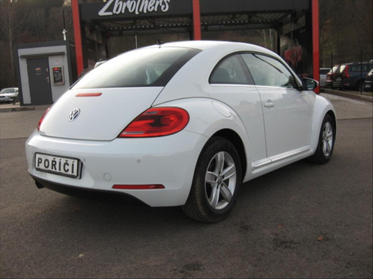 Volkswagen Beetle Hatchback 1,2 l 77 kw