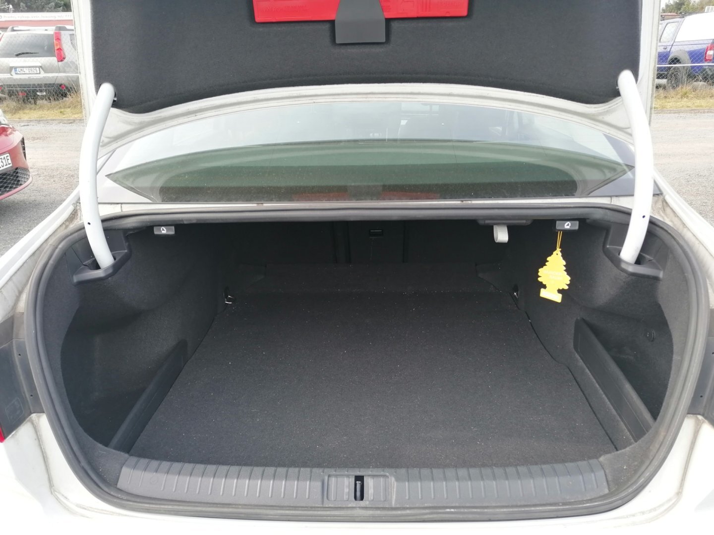 Volkswagen Passat Sedan / Limuzína 1,5 l 110 kw