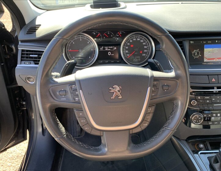 Peugeot 508 Sedan / Limuzína 2,0 l 120 kw