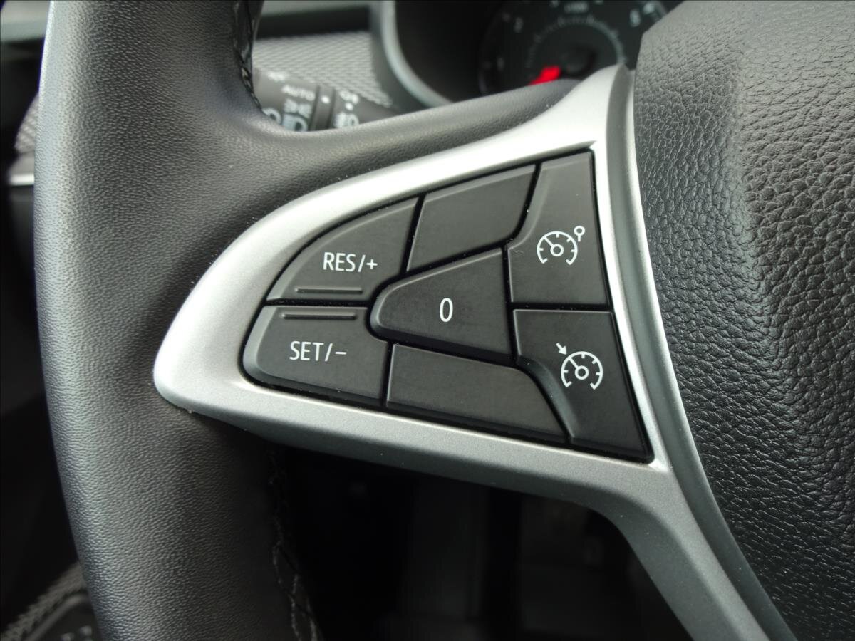 Dacia Sandero Hatchback 999,0 67 kw