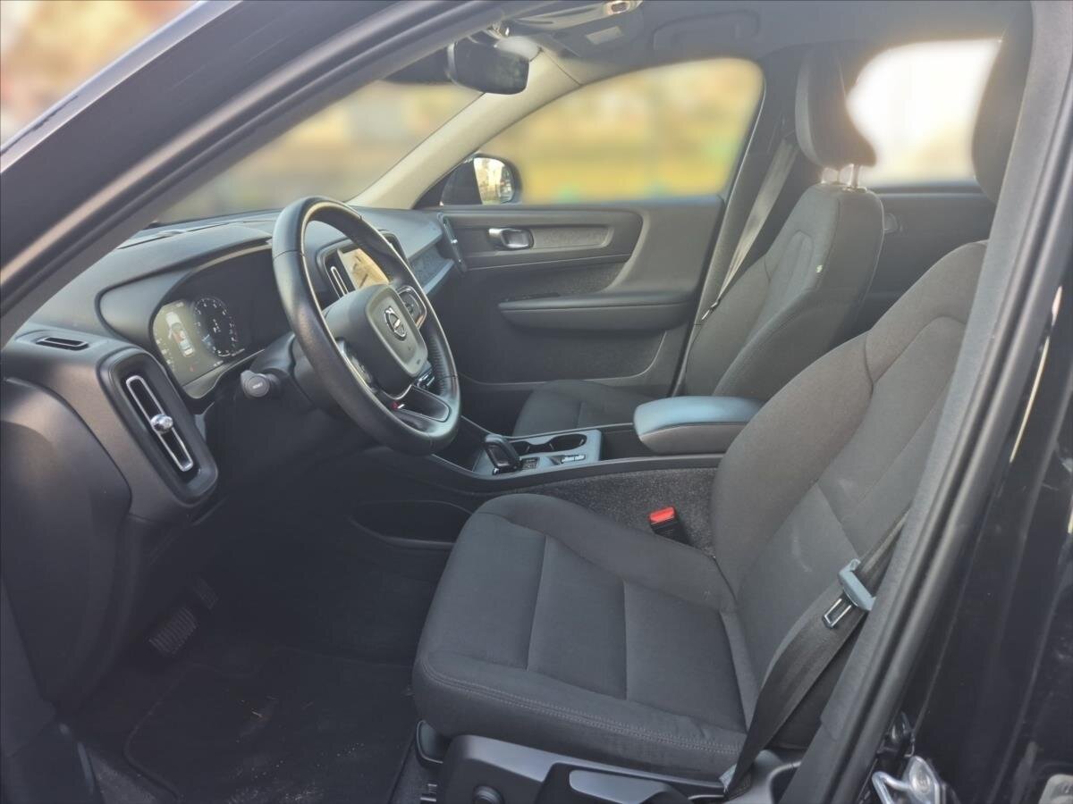 Volvo XC40 SUV 1,5 l 120 kw