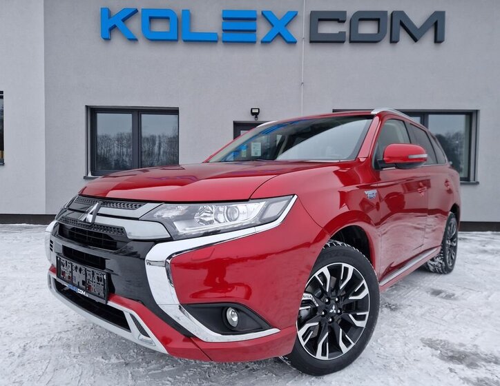 Mitsubishi Outlander SUV 2,4 l 165 kw