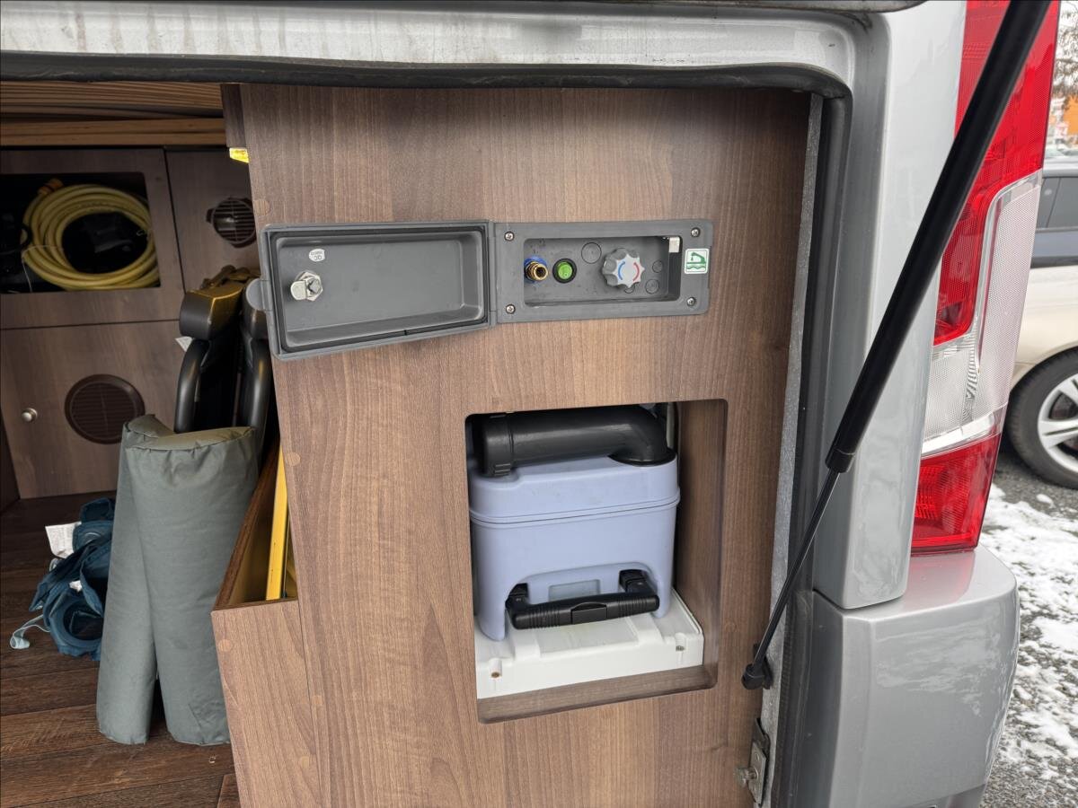 Peugeot Ostatní Ostatní 3,0 l 130 kw