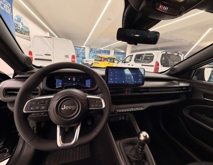 Jeep Avenger Hatchback 1,2 l 74 kw