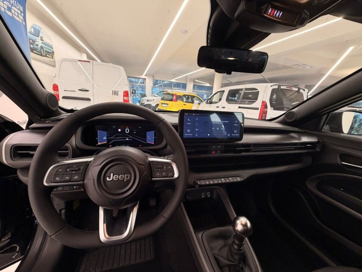 Jeep Avenger Hatchback 1,2 l 74 kw