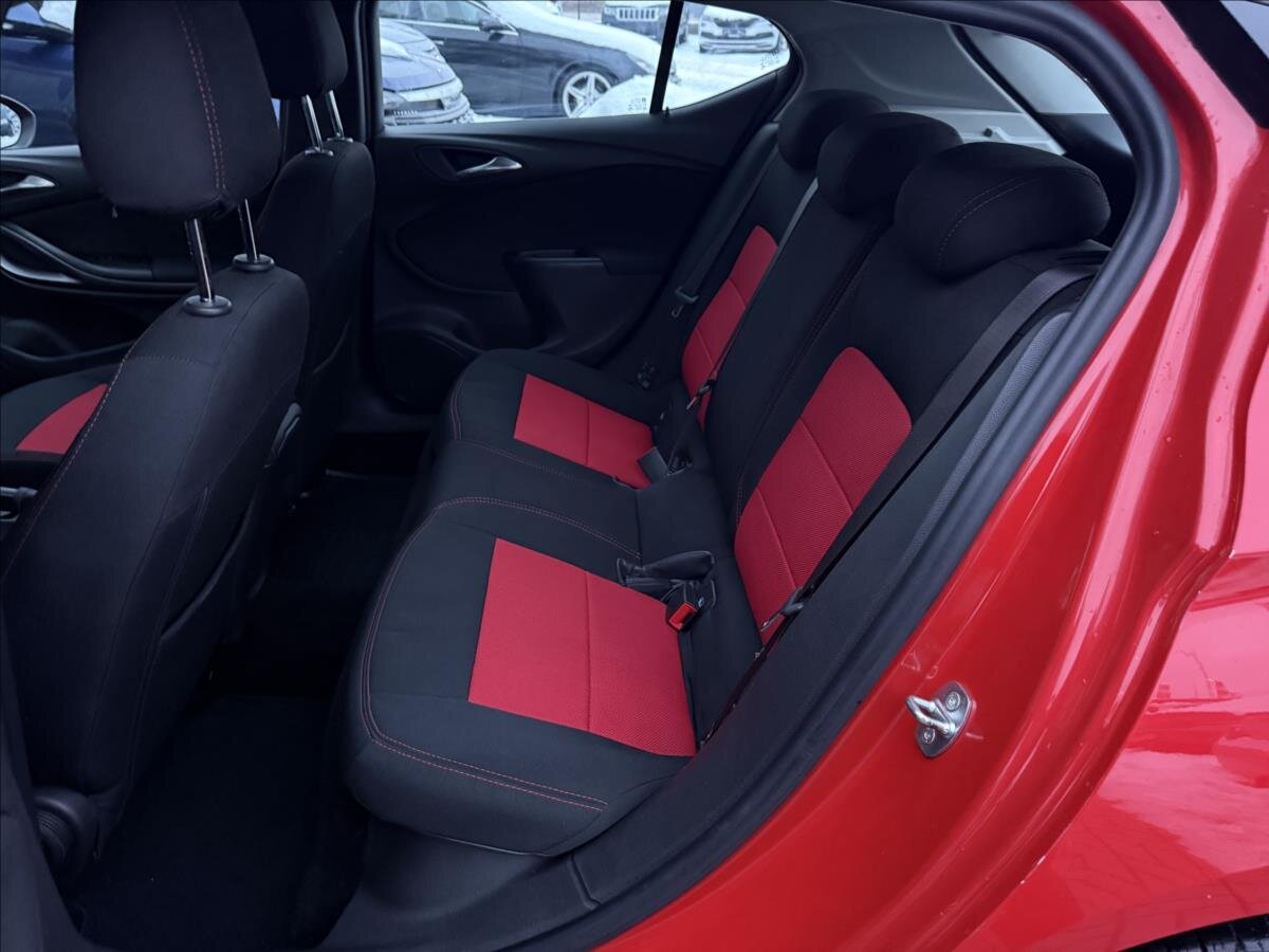 Opel Astra Hatchback 1,4 l 92 kw