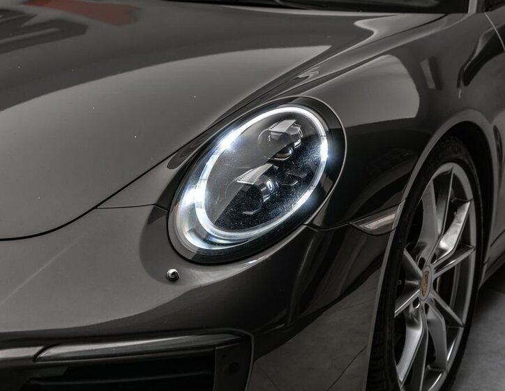 Porsche 911 Kupé 3,0 l 309 kw