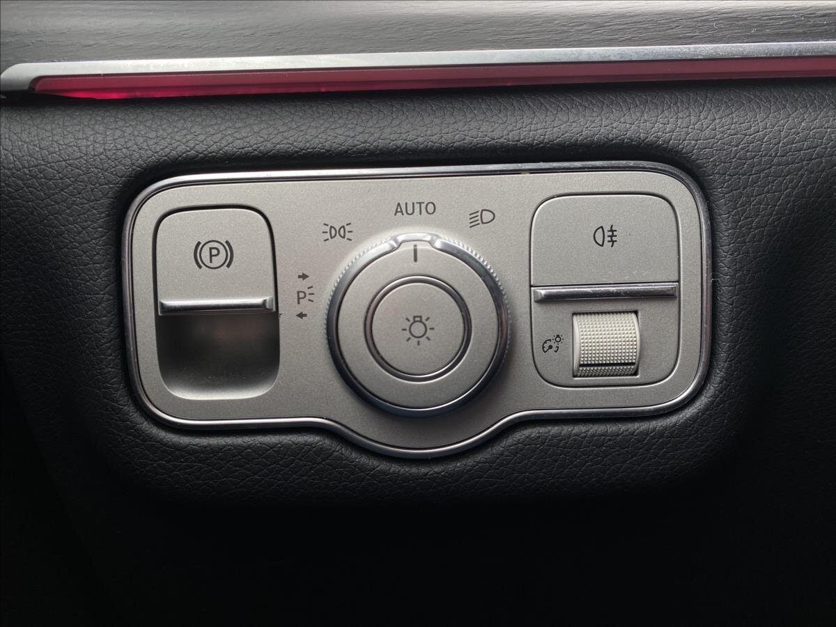 Mercedes-Benz GLE SUV / Terénní 3,0 l 270 kw