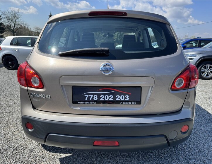 Nissan Qashqai SUV / Terénní 1,6 l 84 kw