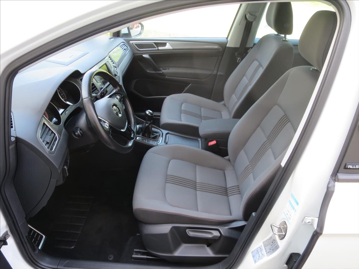 Volkswagen Golf Sportsvan Kombi 1,4 l 92 kw