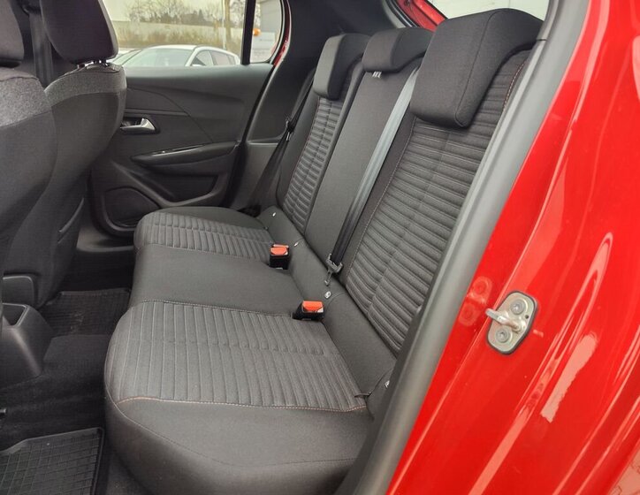 Peugeot 208 Hatchback 1,2 l 74 kw