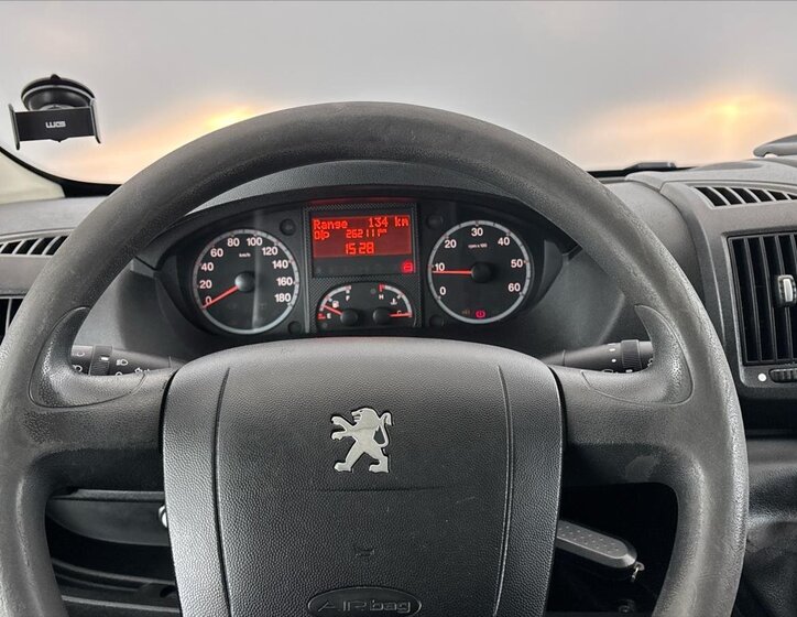 Peugeot Boxer Skříň 2,2 l 96 kw