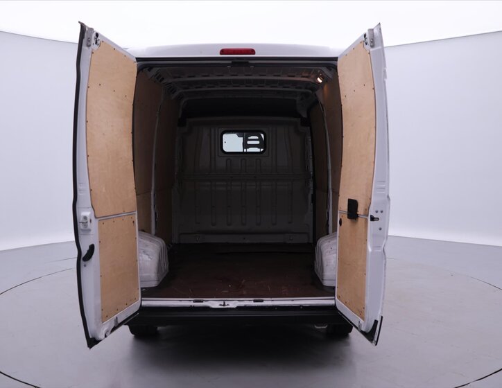 Fiat Ducato Skříň 2,2 l 88 kw