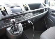 Volkswagen Caravelle 12