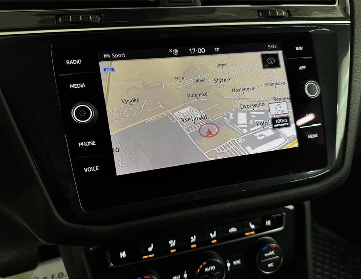 Volkswagen Tiguan Allspace SUV / Terénní 2,0 l 140 kw