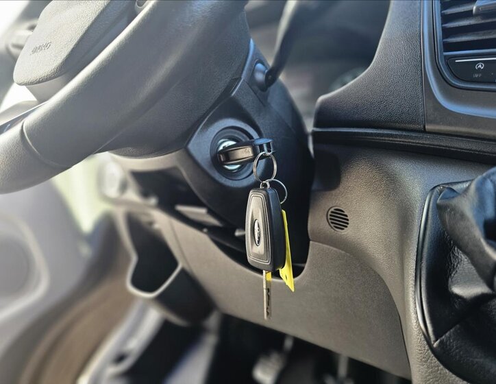 Ford Transit Custom Kombi 2,0 l 96 kw