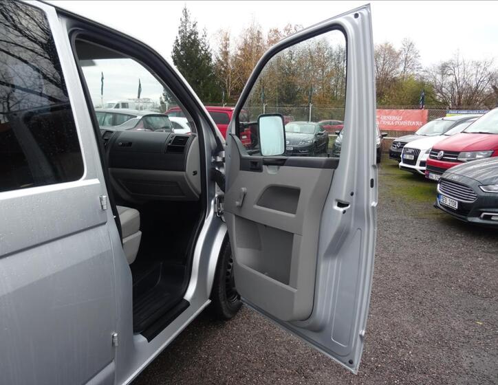 Volkswagen Transporter 23