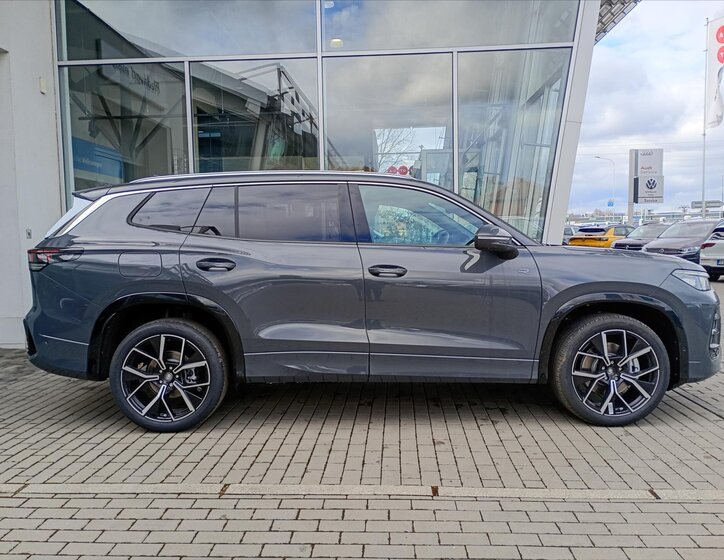 Volkswagen Tayron SUV / Terénní 2,0 l 195 kw