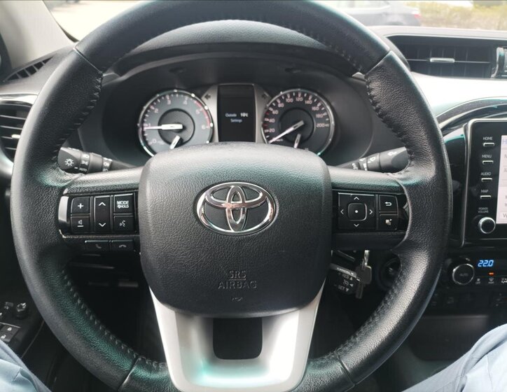 Toyota Hilux Pick-up 2,4 l 110 kw