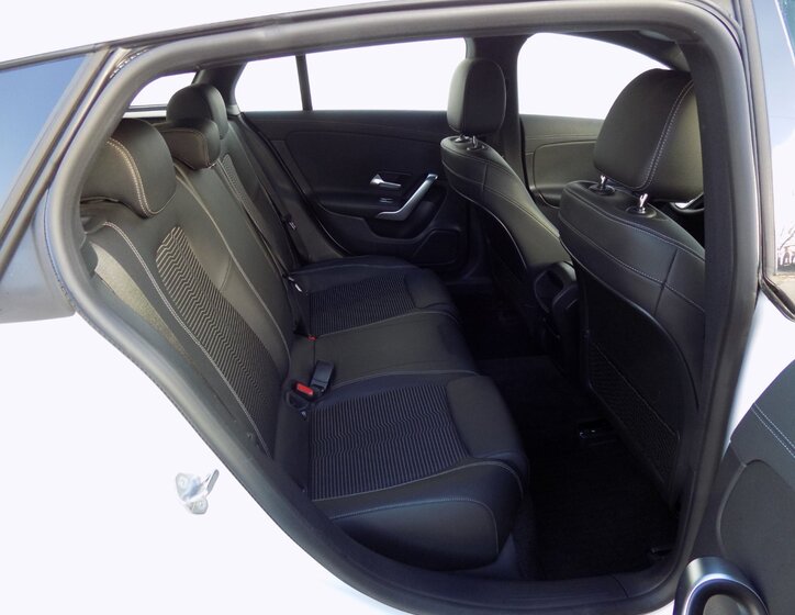 Mercedes-Benz CLA 20