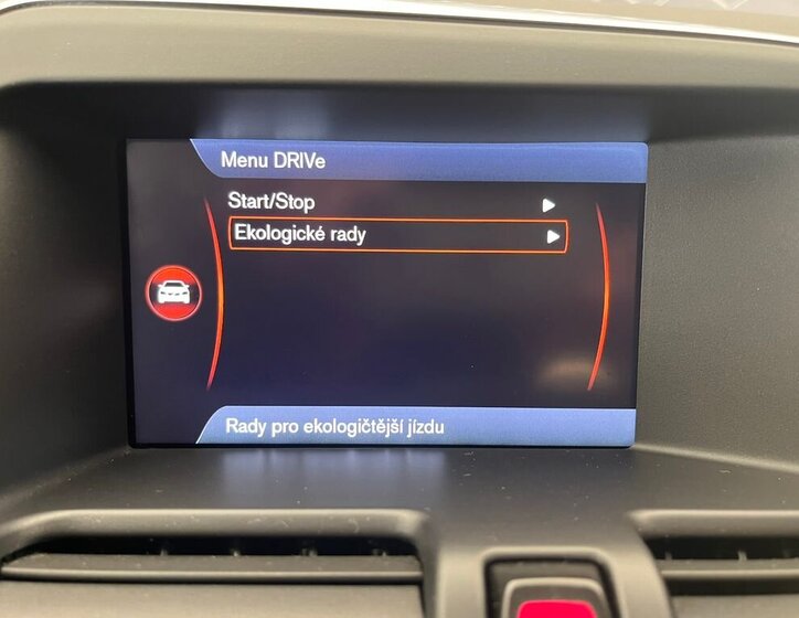 Volvo XC60 SUV / Terénní 2,0 l 120 kw