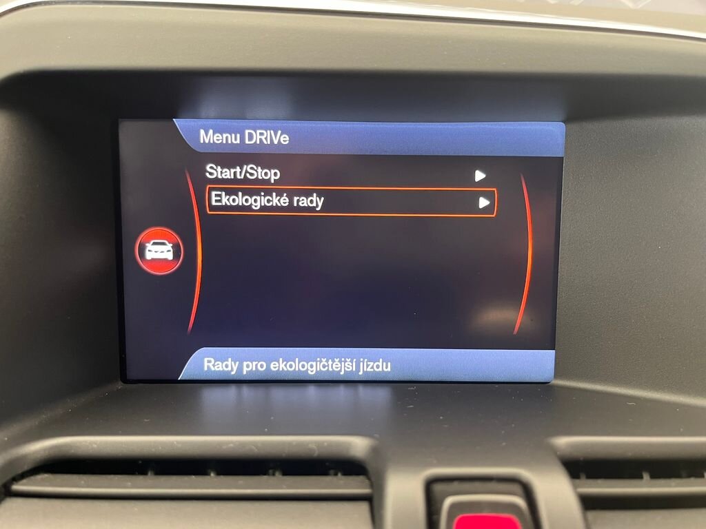 Volvo XC60 SUV / Terénní 2,0 l 120 kw