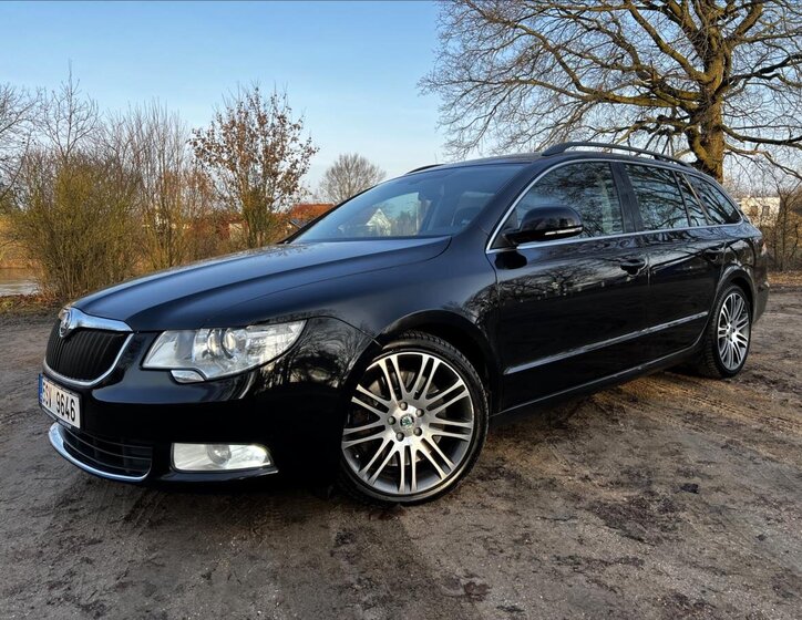 Škoda Superb Kombi 3,6 l 191 kw