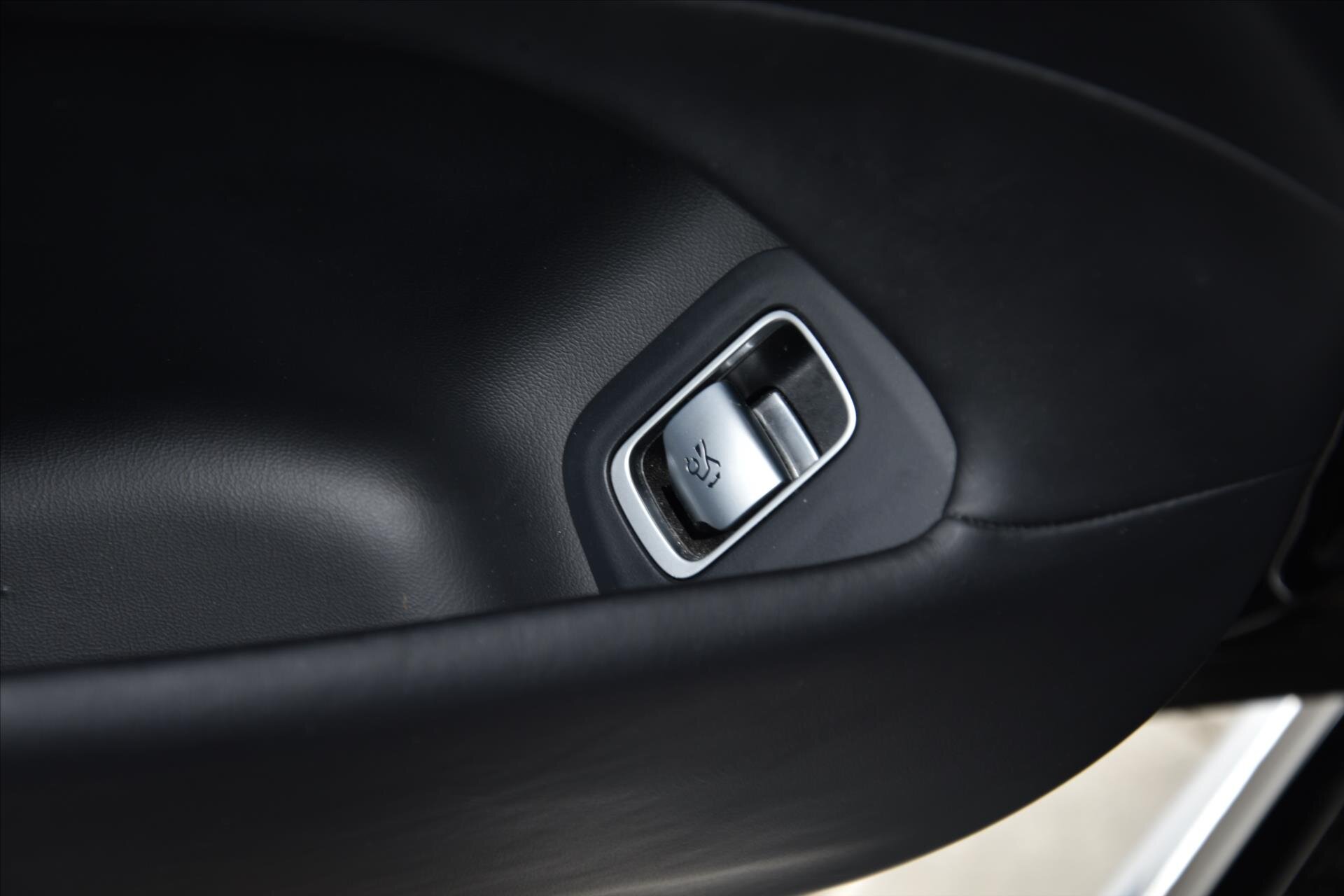 Mercedes-Benz Třídy S Ostatní 2,9 l 243 kw