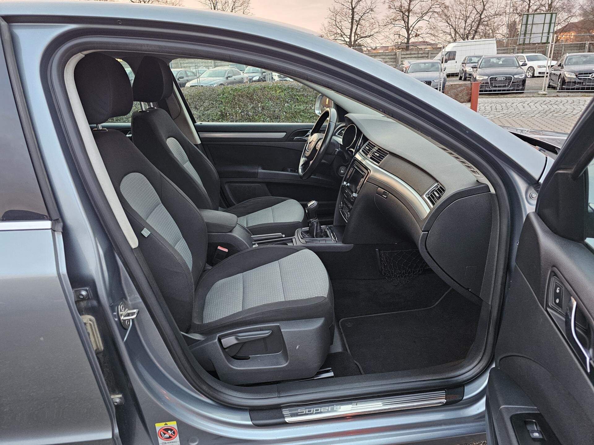 Škoda Superb
