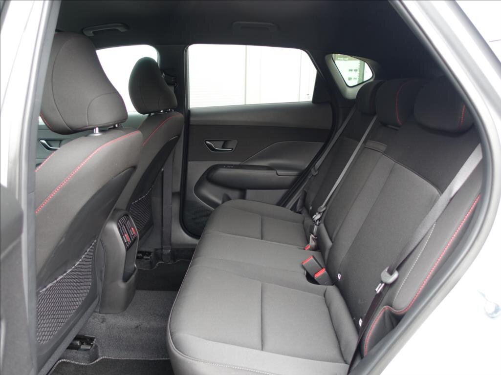 Hyundai Kona SUV / Terénní 1,6 l 132 kw