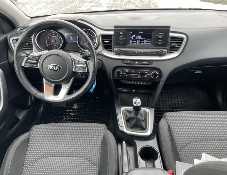 KIA Ceed Hatchback 998,0 73 kw